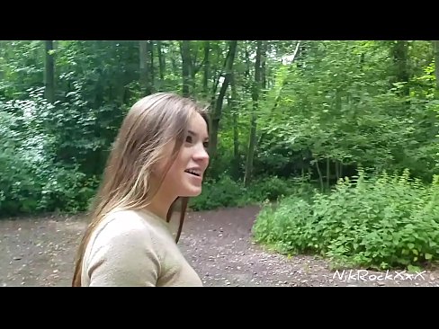 ❤️ Evelini sem predlagal, da bi seksala na javnem mestu! Rekla je da. Potem sem jo zajebal v rit in ji naredil spermo v usta. Nato se je posrkala. ❤ Sex video pri nas sl.sexvideogif.ru ️❤
