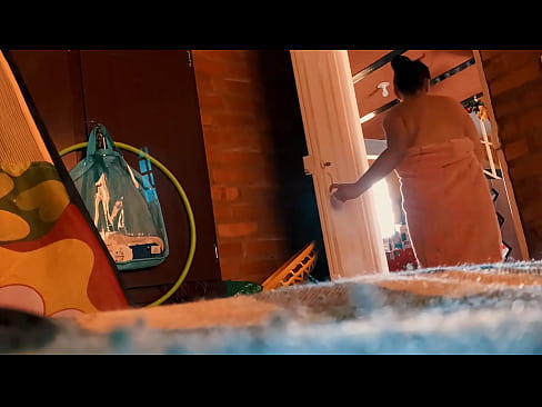 ❤️ Moj stric mi sledi v tuš kabino in me jebe, medtem ko se tuširam. ❤ Sex video pri nas sl.sexvideogif.ru ️❤