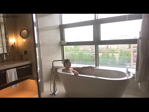 ❤️ Ogromna bejba strastno drka svojo pičko v kopalnici ❤ Sex video pri nas sl.sexvideogif.ru ️❤